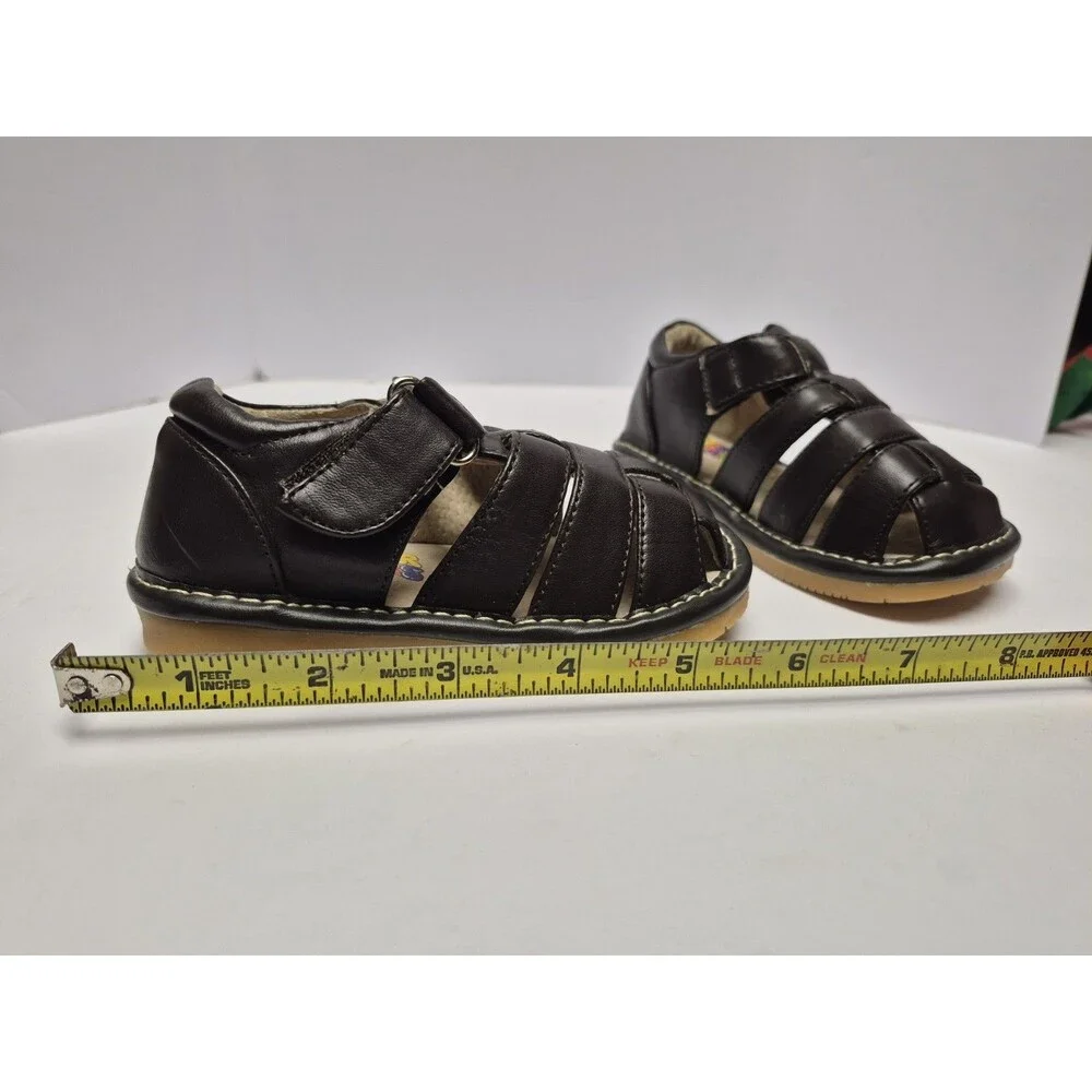 Squeaker Sneakers Brown Sandals Childrens Girls Size 23/7